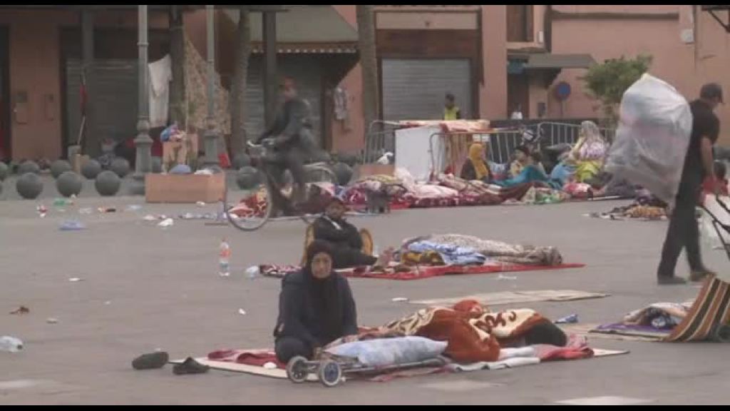 si-dorme-ancora-in-strada-a-marrakesh,-a-6-giorni-dal-terribile-sisma